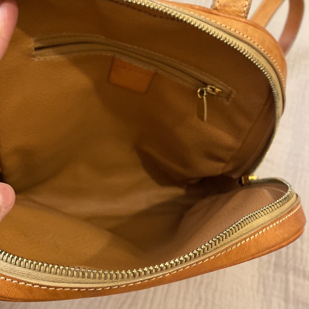 Celine Vintage Tan Backpack Elegant and Functional - Picture 6 of 13